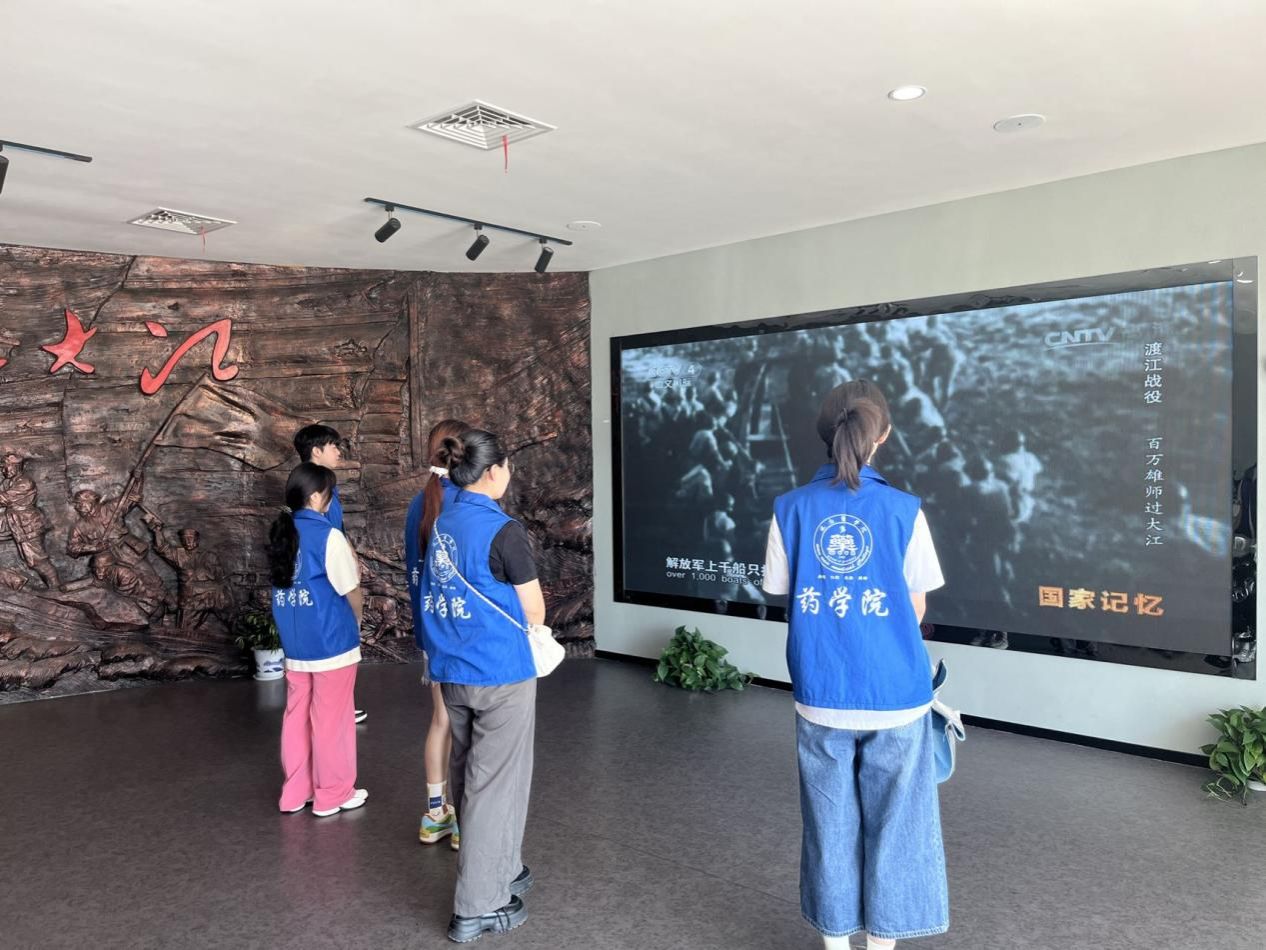 c8f39b1daf821ad42f1824b14d77b60 c8f39b1daf821ad42f1824b14d77b60